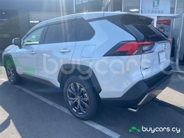 Toyota RAV4 Белый