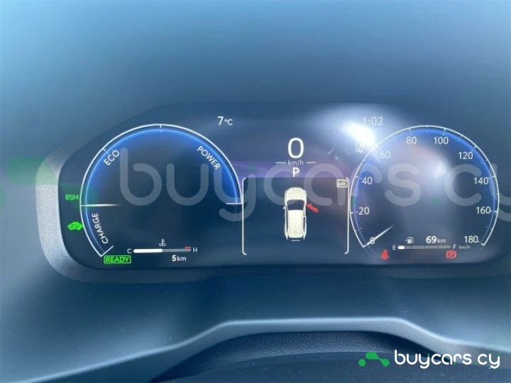 Toyota RAV4 Белый