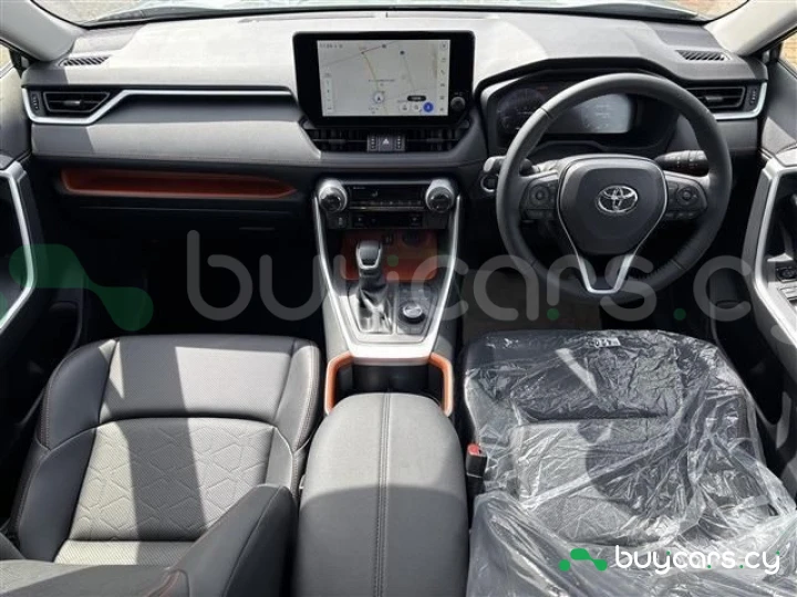 Toyota RAV4 Зеленый