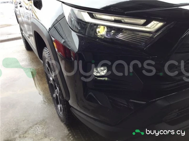 Toyota RAV4 Черный