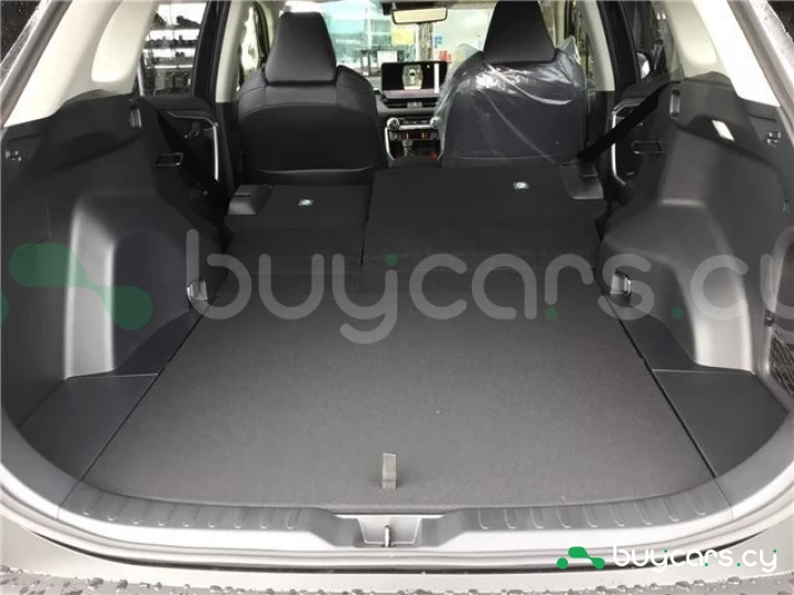 Toyota RAV4 Черный