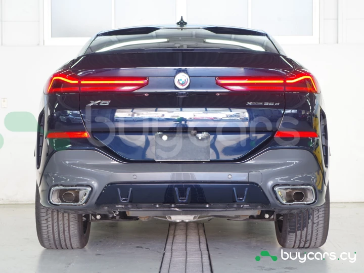 BMW X6 Черный