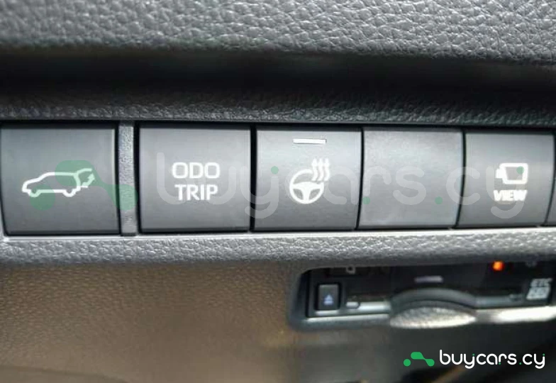 Toyota RAV4 Черный