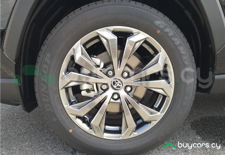 Toyota RAV4 Черный