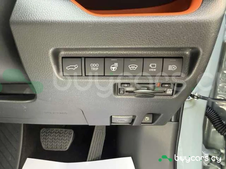 Toyota RAV4 Зеленый