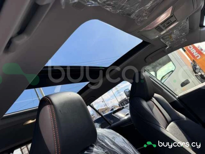 Toyota RAV4 Зеленый