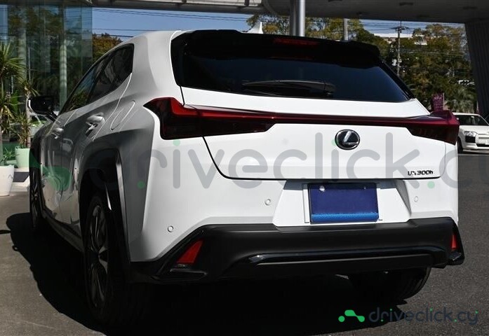 Lexus UX White