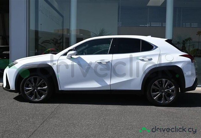 Lexus UX White