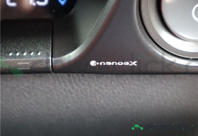 Lexus UX Black