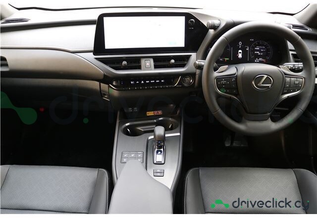 Lexus UX White