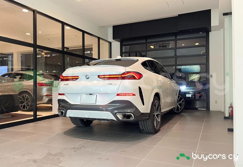 BMW X6 Белый
