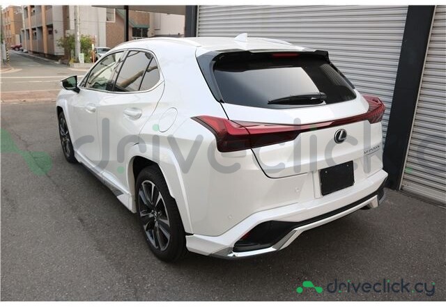 Lexus UX White