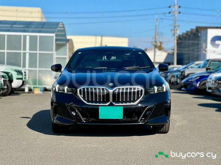 BMW 5 series Черный