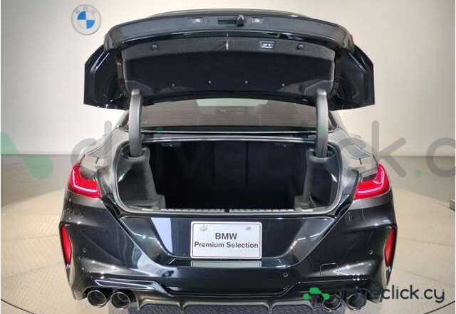 BMW M8 Black