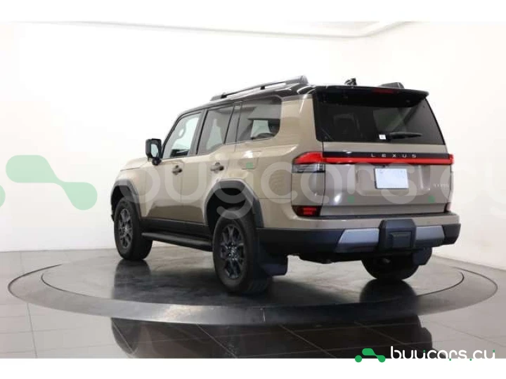 Lexus GX Бежевый