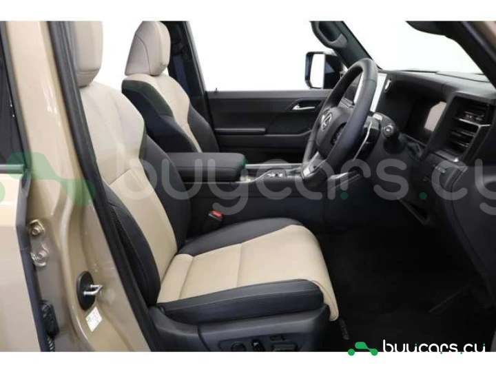 Lexus GX Бежевый