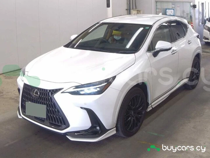 Lexus NX Белый