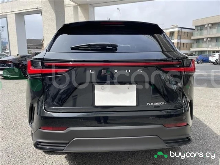 Lexus NX Черный