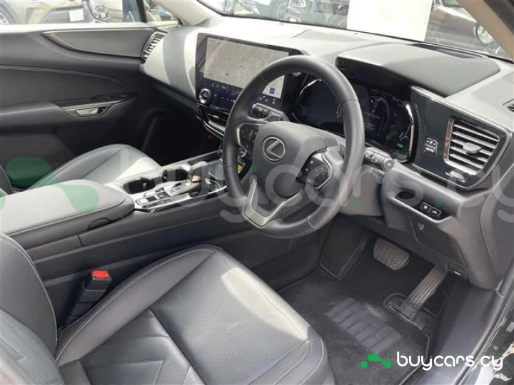 Lexus NX Черный