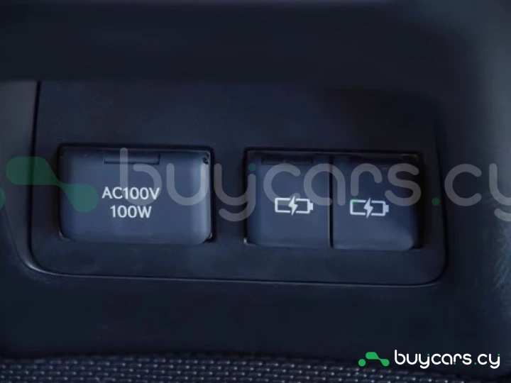 Lexus NX Красный