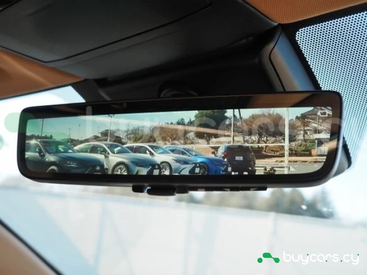 Lexus NX Красный