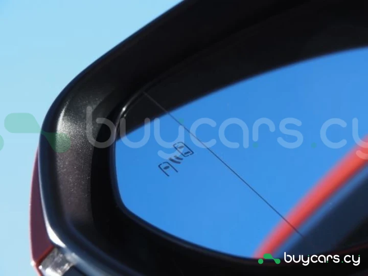 Lexus NX Красный