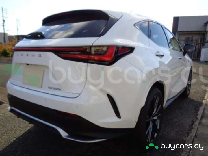 Lexus NX Белый
