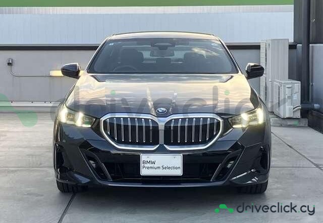 BMW 5 series Black