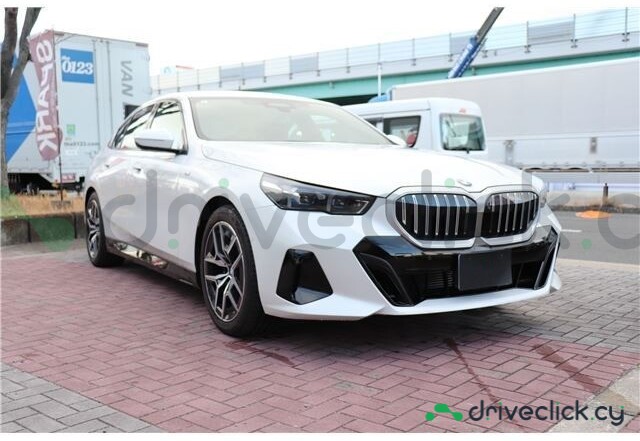 BMW 5 series White