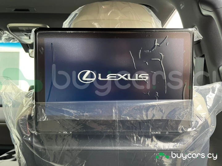 Lexus LX Зеленый