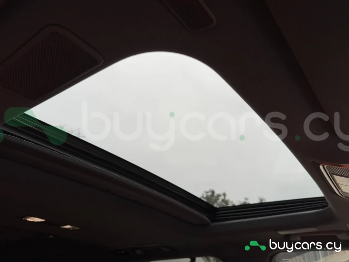 Lexus LX Черный