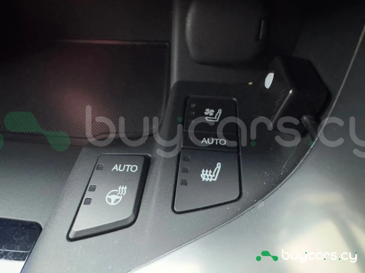 Lexus LX Черный