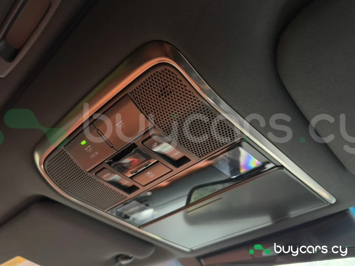 Lexus LX Черный