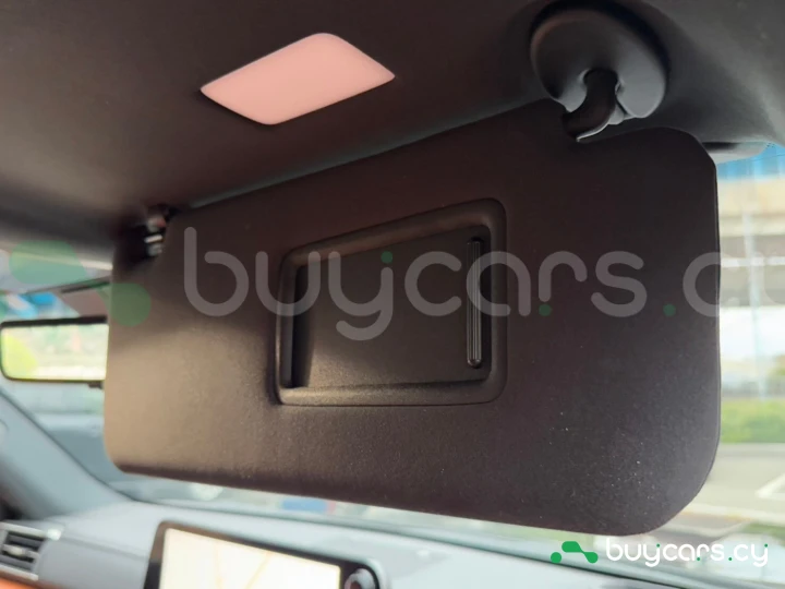 Lexus LX Черный