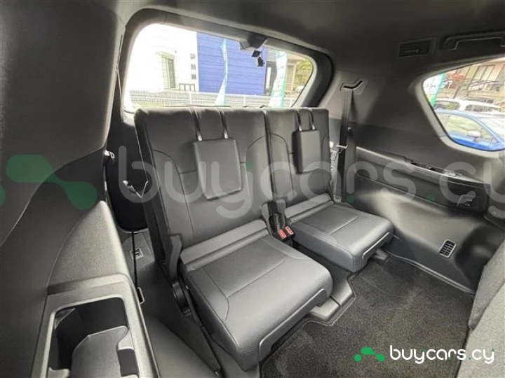 Lexus LX Черный