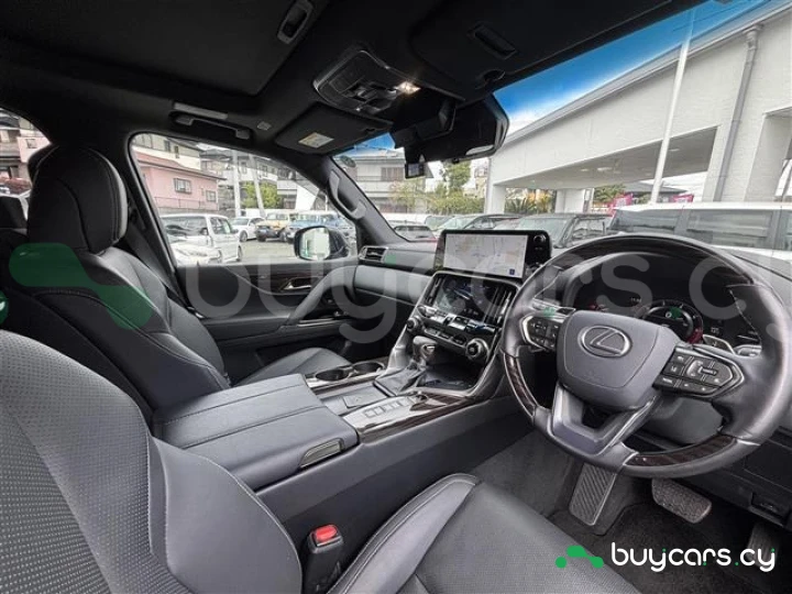 Lexus LX Черный