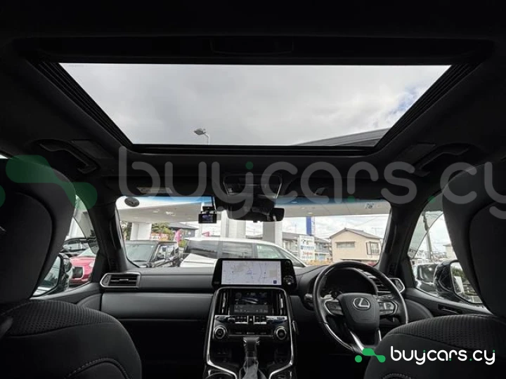 Lexus LX Черный