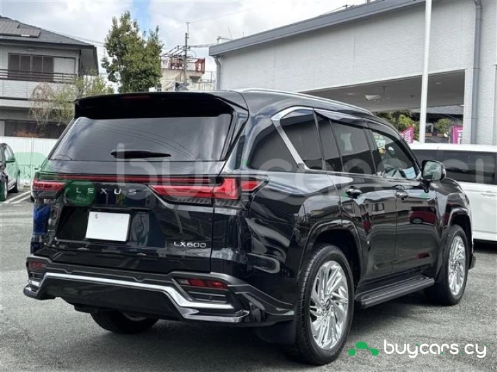 Lexus LX Черный