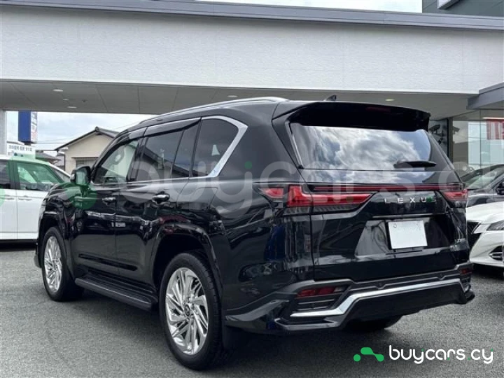 Lexus LX Черный