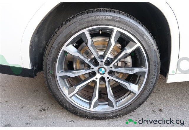 BMW X4 Белый