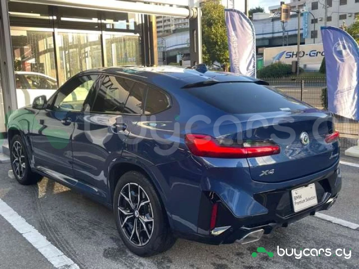 BMW X4 Blue