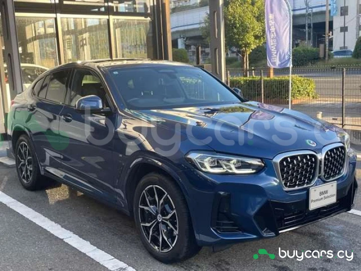 BMW X4 Blue