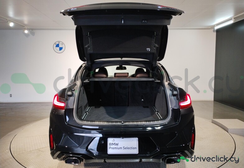 BMW X4 Black