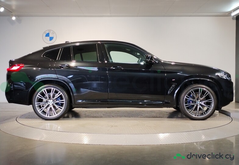 BMW X4 Black