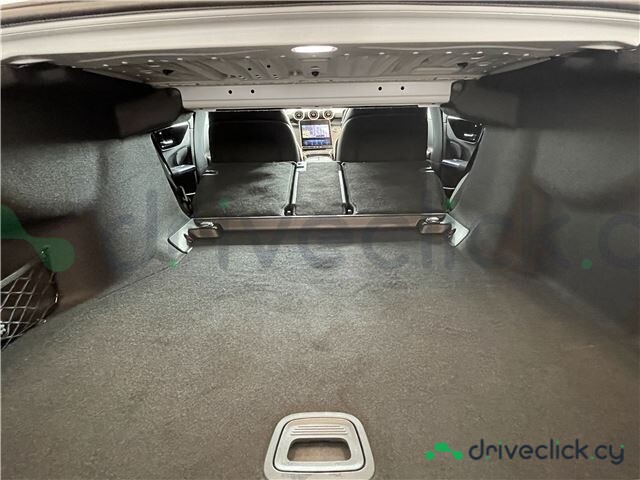 Mercedes C class Белый