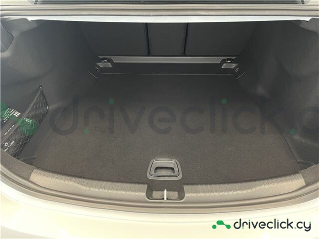 Mercedes C class Белый