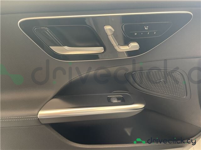Mercedes C class Белый