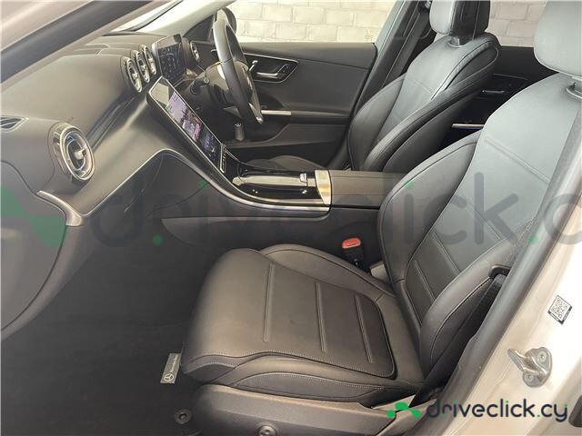 Mercedes C class Белый