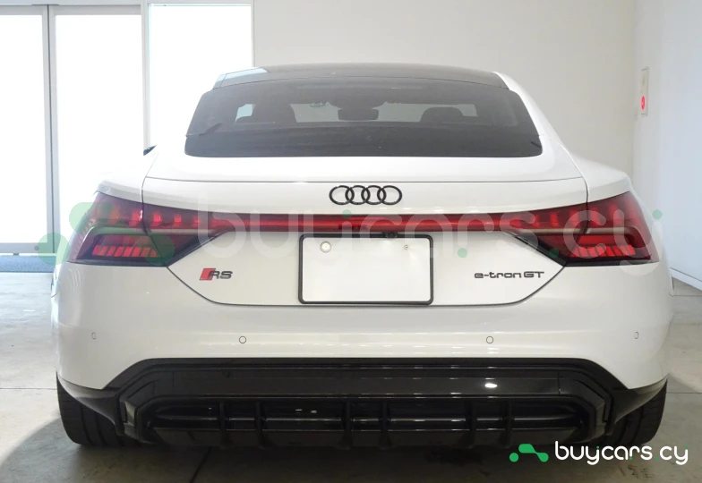 Audi RS e-tron GT Белый