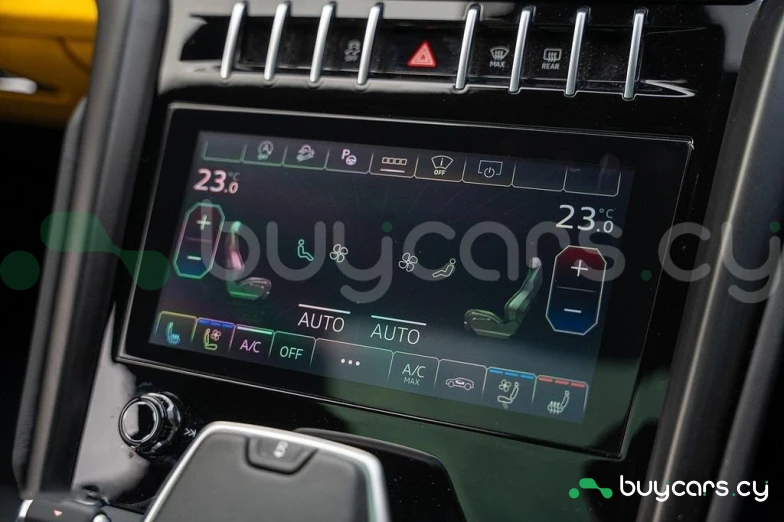 Lamborghini Urus Желтый